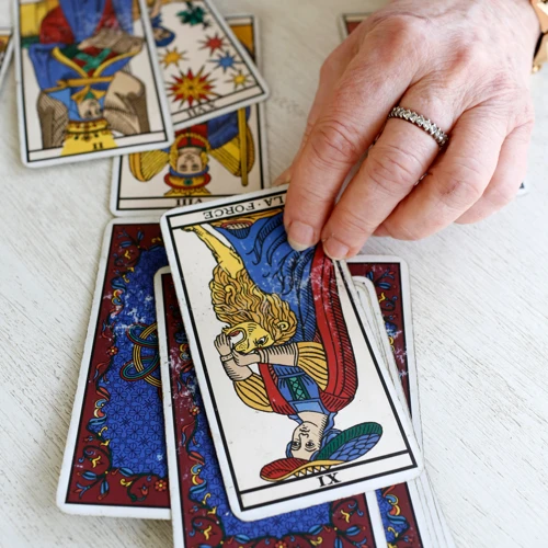 How Tarot Cards Can Help