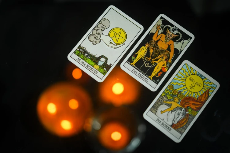 Interpreting Tarot Cards In Relationship Context