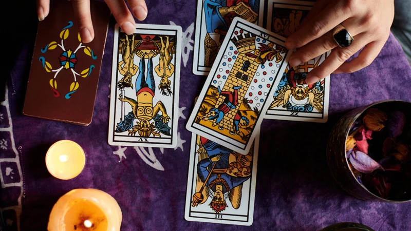 Preparing For A Tarot Self-Discovery Reading