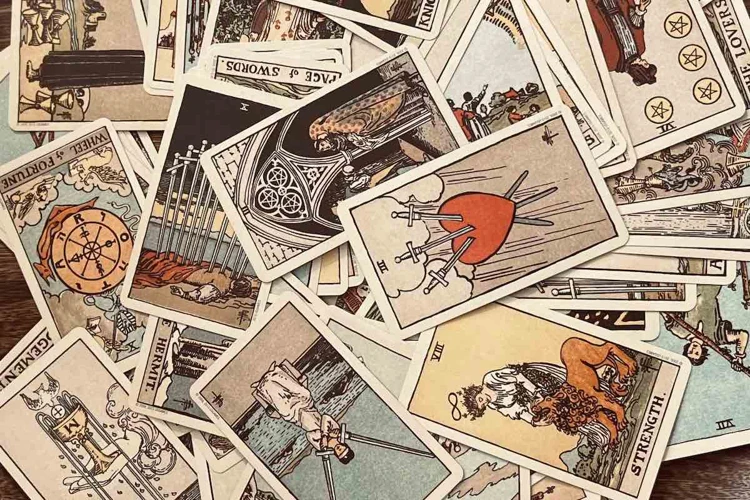 Using Tarot To Navigate Office Power Dynamics